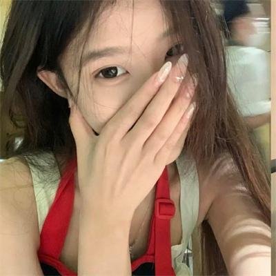 出水红莲